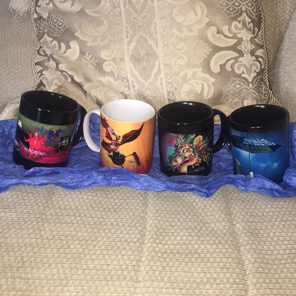 🎪 NWT Cirque Du Soleil Collectible Set of Mugs